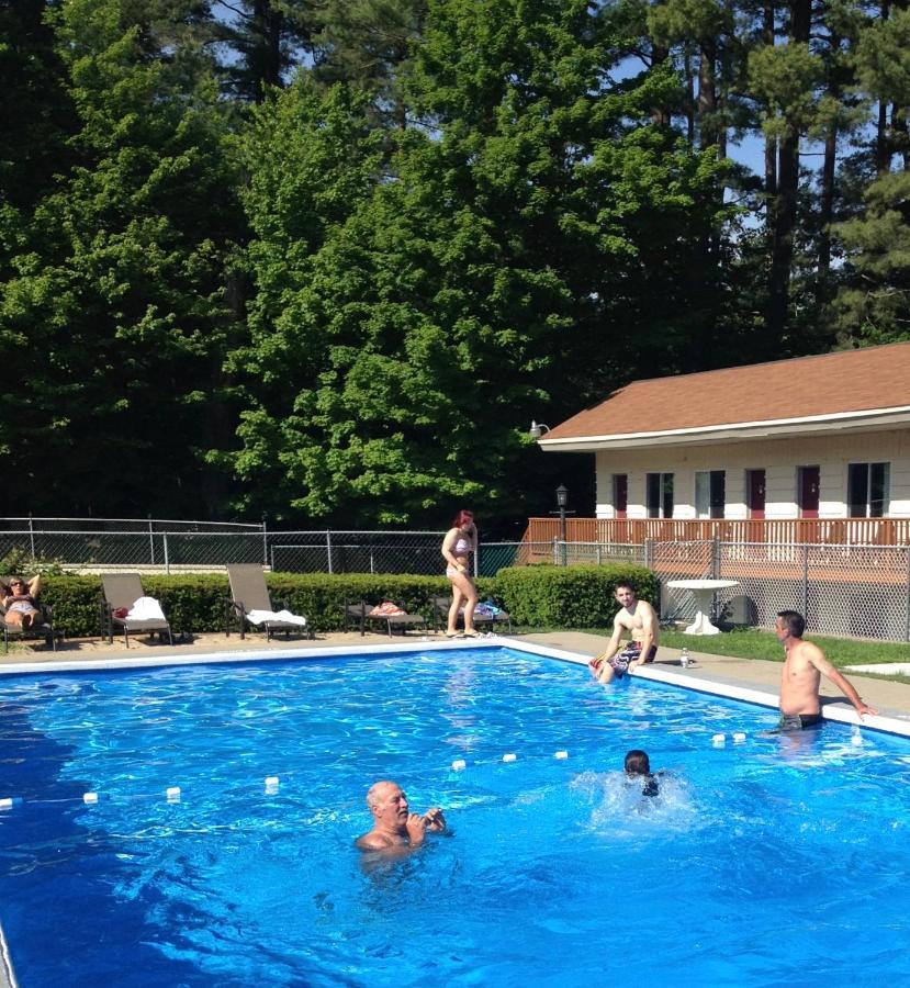 Motel Montreal Lake George Ngoại thất bức ảnh