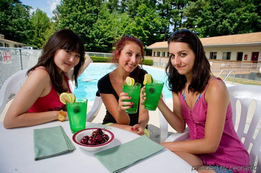 Motel Montreal Lake George Nhà hàng bức ảnh