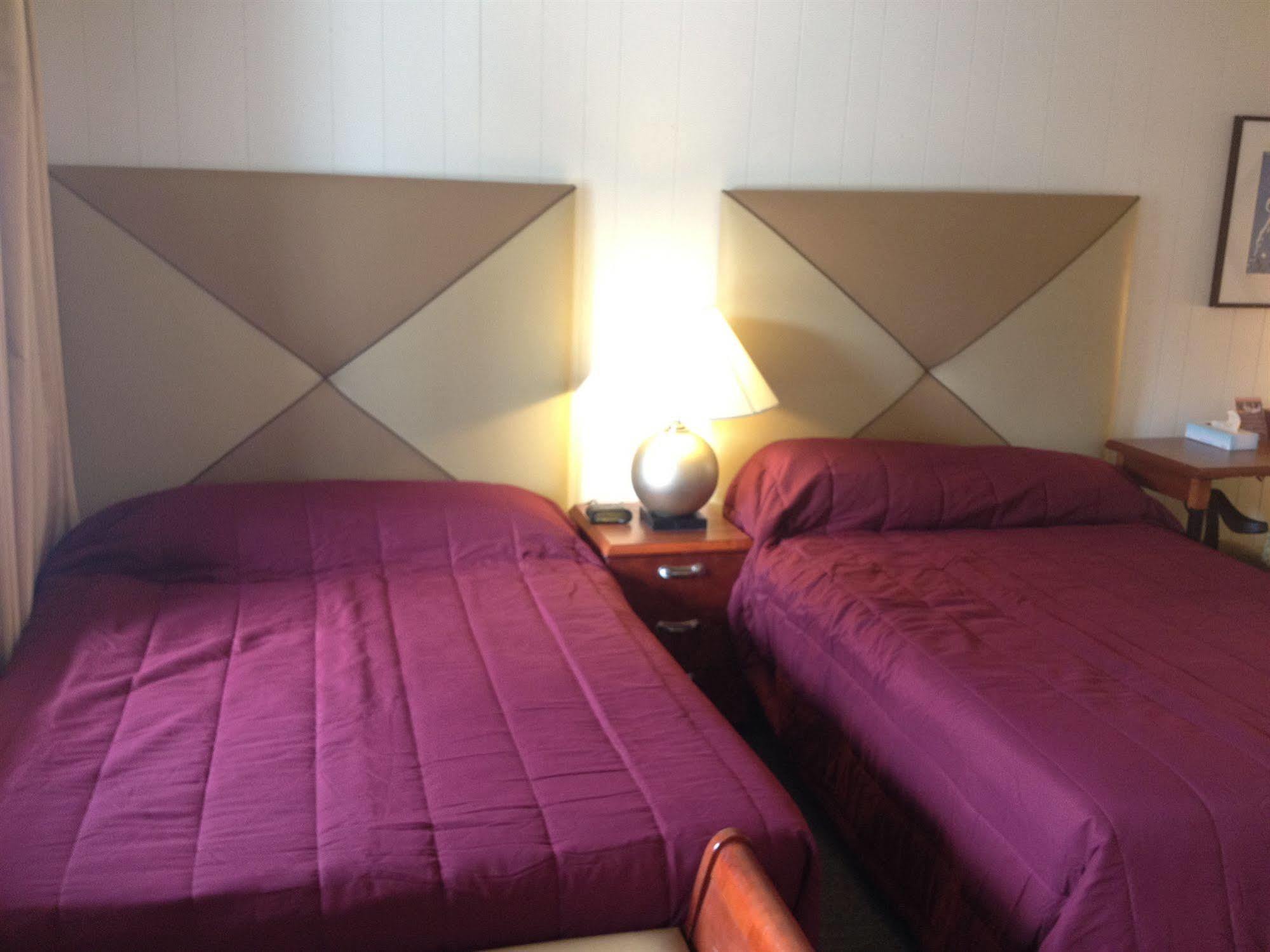 Motel Montreal Lake George Ngoại thất bức ảnh