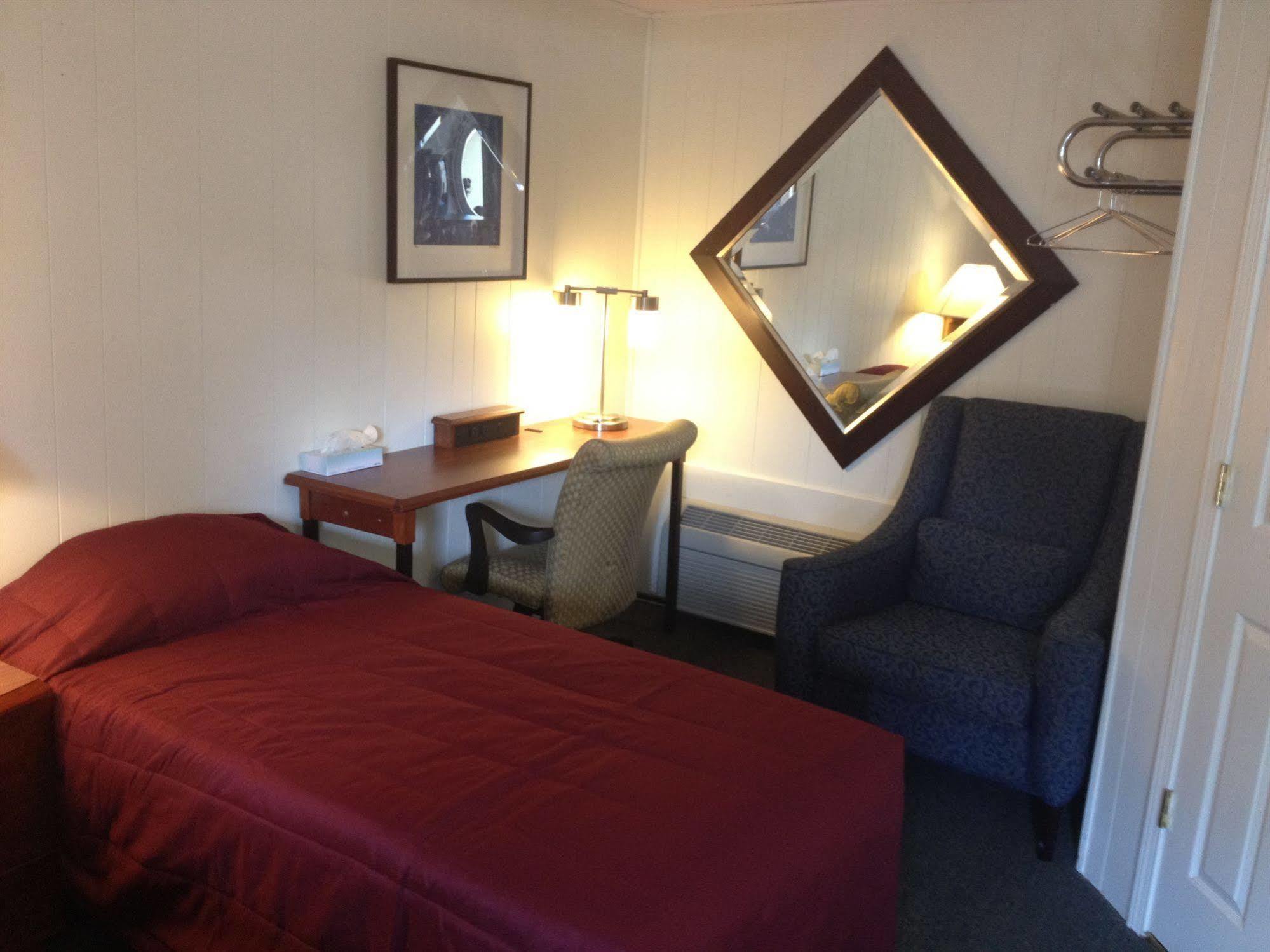 Motel Montreal Lake George Ngoại thất bức ảnh