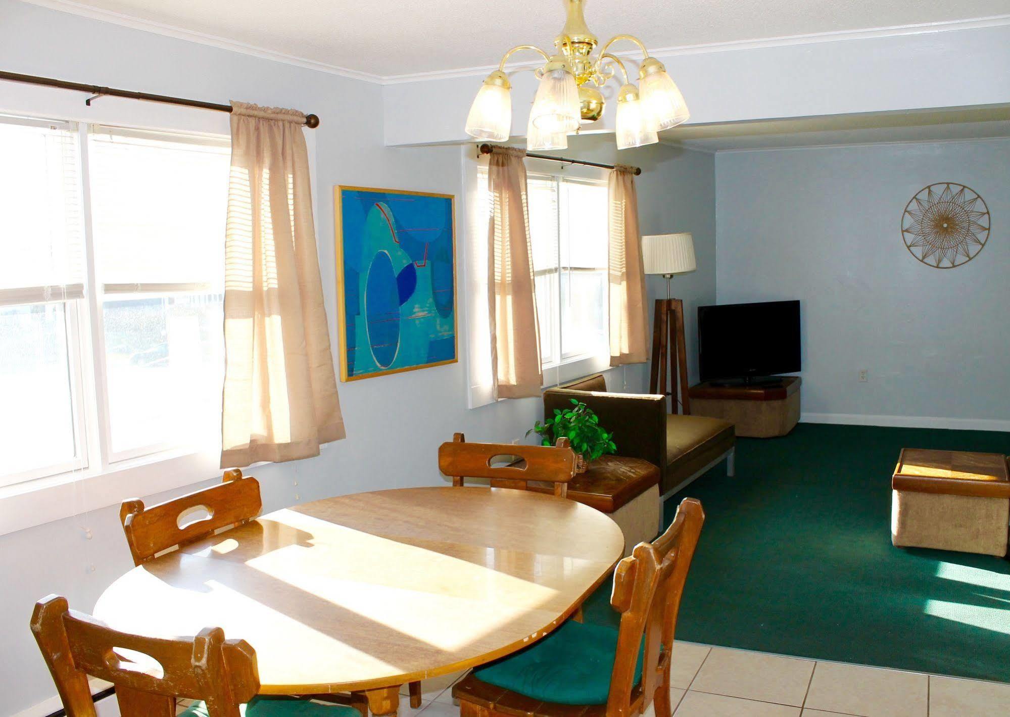 Motel Montreal Lake George Ngoại thất bức ảnh
